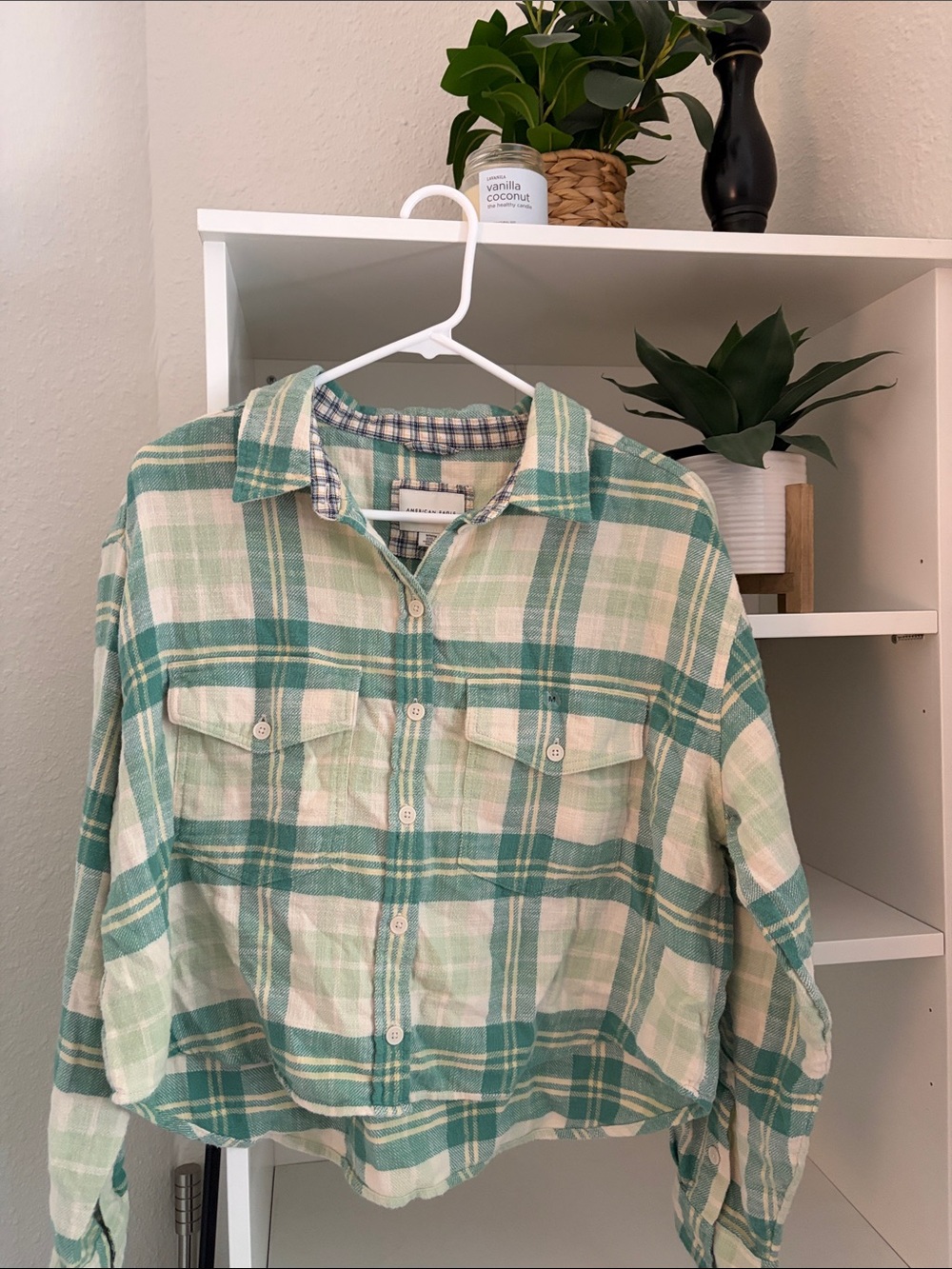 🆕 AMERICAN EAGLE Cropped Green Plaid Button-Down Shirt Size Medium